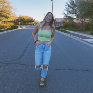 Meet your Posher, Brooke